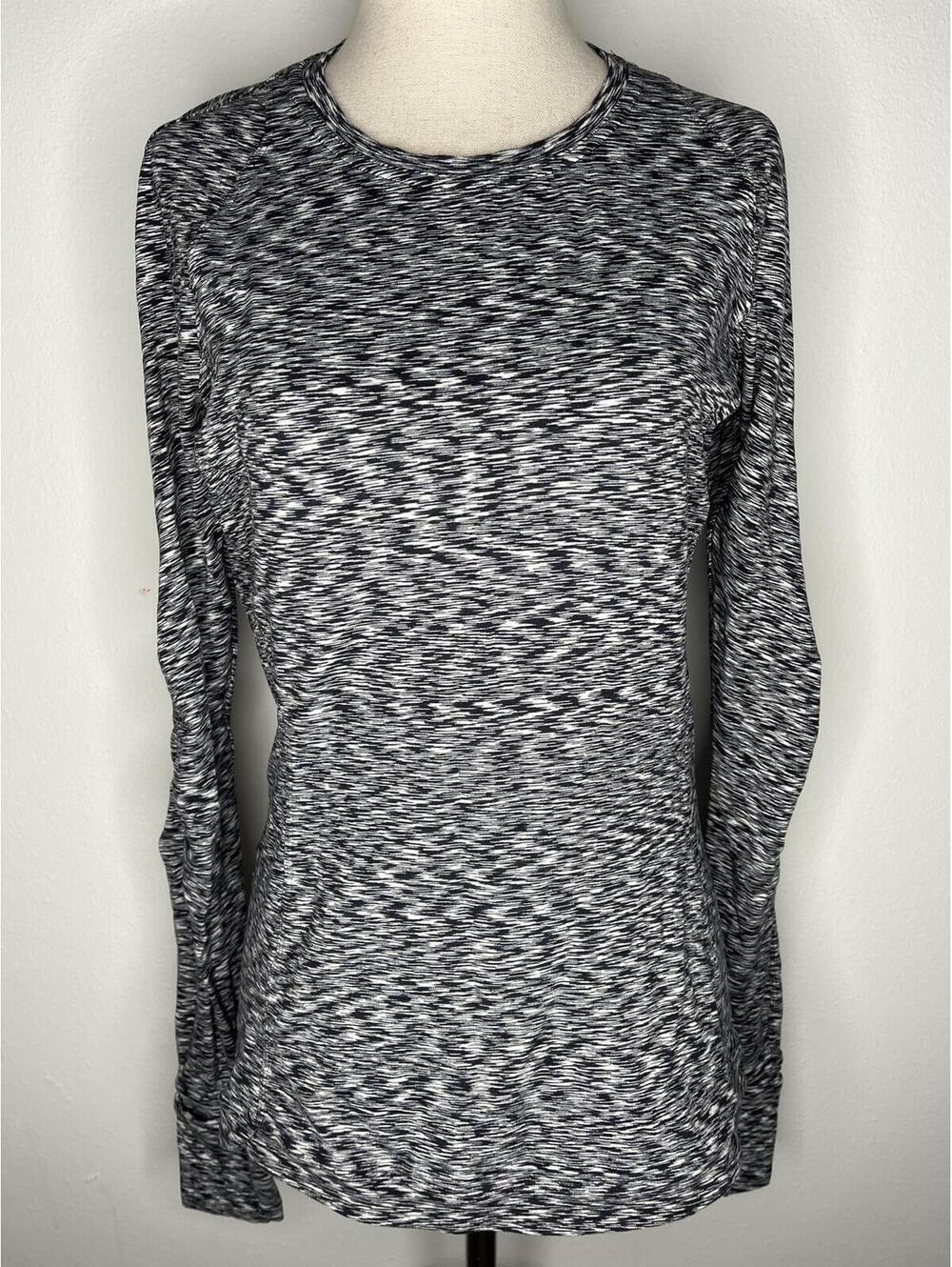 NWOT Lululemon Women's Black/White Activewear Shirt Size 8